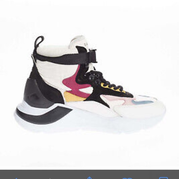 D.A.T.E. high top leather sneakers, authentic in box. - Picture 3 of 13